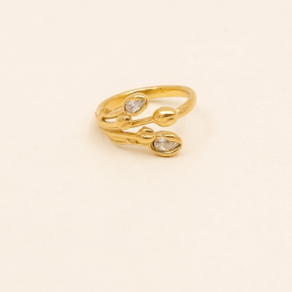 Bague Alba dorée ajustable avec deux motifs goutte et pierres claires